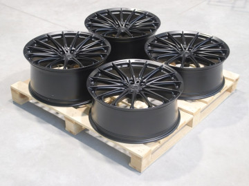 Set Of Vsr4 22X9 Et13 22X10,5 Et25 5X112 Satin Black