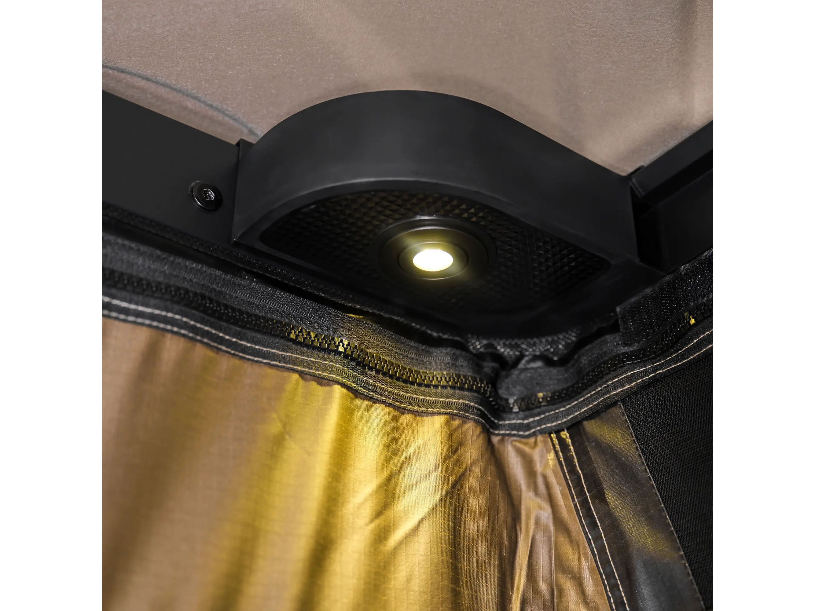 Tenda de tejadilho WILDLAND WINGMAN X (necessita suportes)