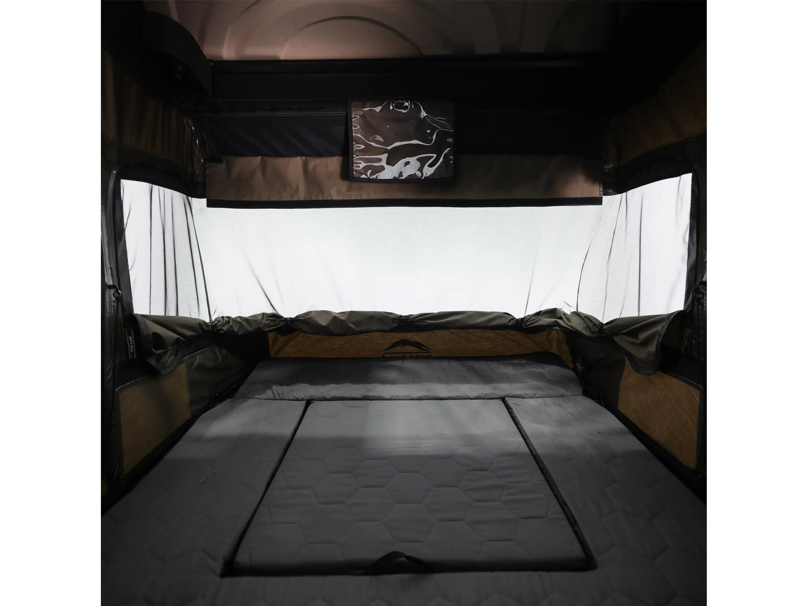 Tenda de tejadilho WILDLAND WINGMAN X (necessita suportes)