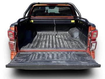 Tessera Roll+: Cobertura Rígida Retrátil com Assistência de Mola Isuzu D-Max 2021-2024 & 2025+ NO OEM ROLL BAR